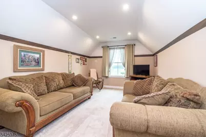 2 Sharp Shinned Ct, Washington Township, NJ 07882 - Photo 25