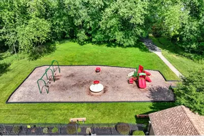 131 Bunker Hill Rd, Wayne, NJ 07470 - Photo 37