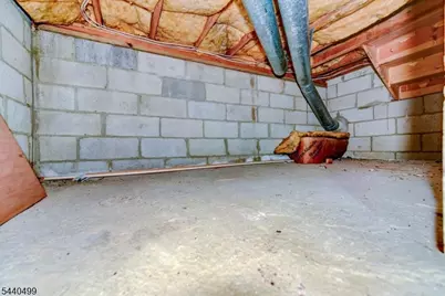 131 Bunker Hill Rd, Wayne, NJ 07470 - Photo 33