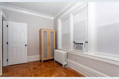 14 Forest St #205, Montclair Twp., NJ 07042 - Photo 9