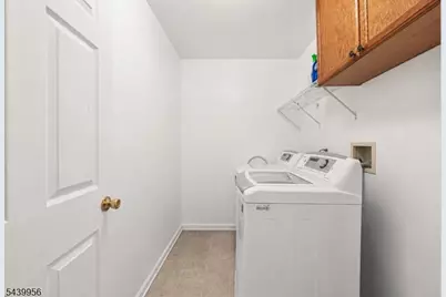 252 Moonlight Dr, Piscataway Township, NJ 08854 - Photo 29