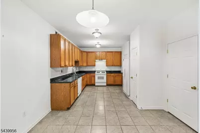 252 Moonlight Dr, Piscataway Township, NJ 08854 - Photo 13