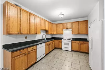 252 Moonlight Dr, Piscataway Township, NJ 08854 - Photo 11