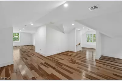 941 Lincoln Ave E, Cranford Township, NJ 07016 - Photo 37
