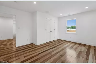 941 Lincoln Ave E, Cranford Township, NJ 07016 - Photo 29