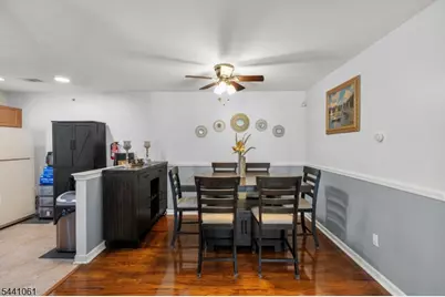 123 Chariot Ct, Piscataway Township, NJ 08854 - Photo 3