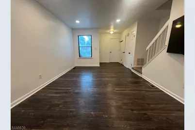 106 Sequoia Ct, Raritan Township, NJ 08822 - Photo 5