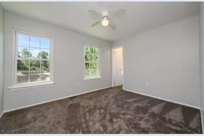 133 Hickory Rd, Franklin Township, NJ 08873 - Photo 19