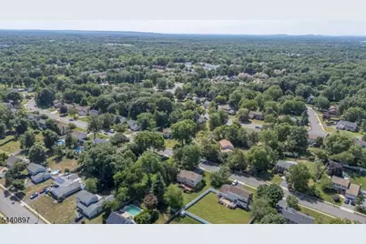133 Hickory Rd, Franklin Township, NJ 08873 - Photo 45