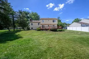 133 Hickory Rd, Franklin Township, NJ 08873 - Photo 37