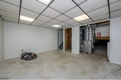 133 Hickory Rd, Franklin Township, NJ 08873 - Photo 29