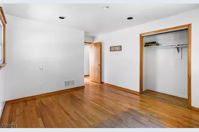 88 Tall Oaks Dr, East Brunswick Township, NJ 08816 - Photo 21