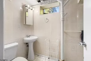88 Tall Oaks Dr, East Brunswick Township, NJ 08816 - Photo 31