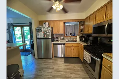 53 Village Dr, Hamburg, NJ 07419 - Photo 7