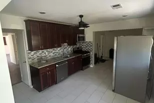 17 Raleigh Rd, Edison, NJ 08817 - Photo 7