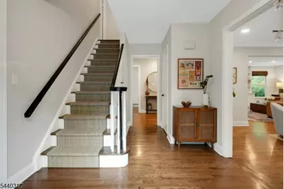 34 Wilcox Dr, Mountain Lakes, NJ 07046 - Photo 5