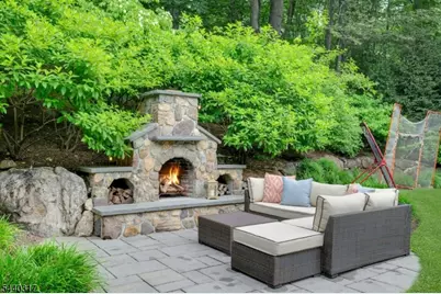 34 Wilcox Dr, Mountain Lakes, NJ 07046 - Photo 31