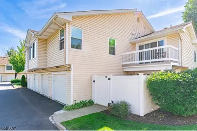 51 Foxwood Court Ondo, Bedminster Township, NJ 07921 - Photo 29