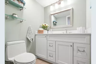 51 Foxwood Court Ondo, Bedminster Township, NJ 07921 - Photo 13