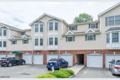 30-08 Federal Hill Rd #8, Pompton Lakes, NJ 07442 - Photo 3