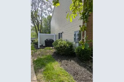 72 Gettysburg Way, Lincoln Park, NJ 07035 - Photo 13