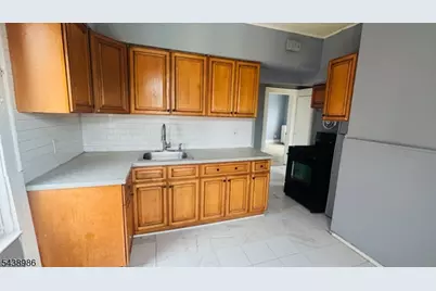 298 Union Ave #2, Irvington, NJ 07111 - Photo 3