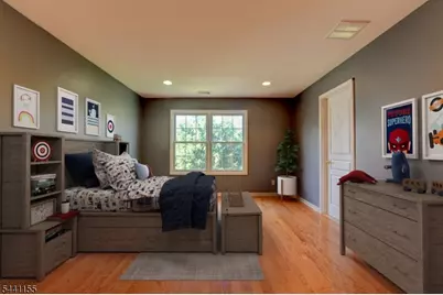 16 Commanders Ct, Totowa, NJ 07512 - Photo 29