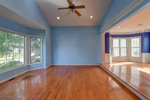 16 Commanders Ct, Totowa, NJ 07512 - Photo 3