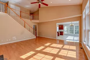 16 Commanders Ct, Totowa, NJ 07512 - Photo 15
