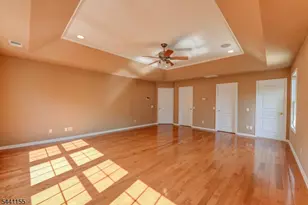 16 Commanders Ct, Totowa, NJ 07512 - Photo 27