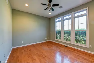 16 Commanders Ct, Totowa, NJ 07512 - Photo 23