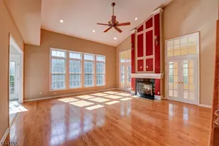16 Commanders Ct, Totowa, NJ 07512 - Photo 17