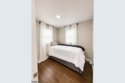 337 S Clinton St #1, East Orange, NJ 07018 - Photo 9