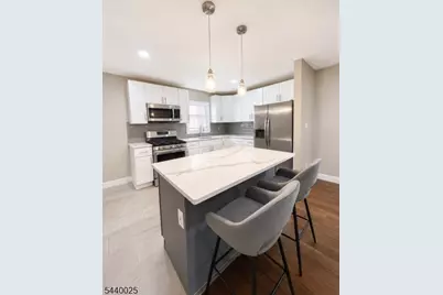 337 S Clinton St #1, East Orange, NJ 07018 - Photo 3
