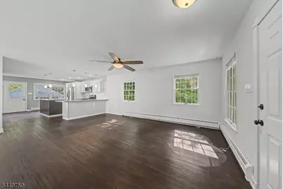 8 Oak Rd, Boonton Township, NJ 07005 - Photo 5