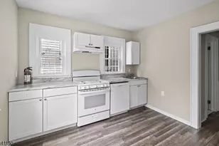 46 Headley Terrace, Irvington, NJ 07111 - Photo 3