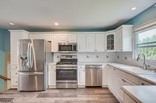 2300 Desisto Dr, Rahway, NJ 07065 - Photo 5