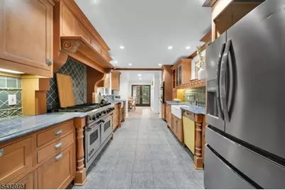 10 Mountain View Dr, Chester, NJ 07930 - Photo 13