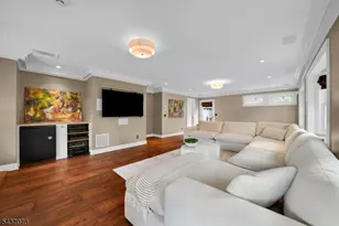 10 Mountain View Dr, Chester, NJ 07930 - Photo 17