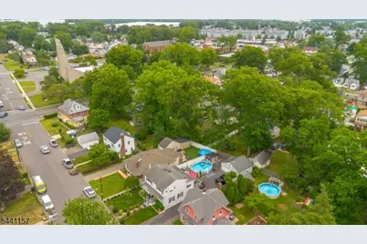 566 E Woodbridge Ave, Woodbridge Township, NJ 07001 - Photo 43