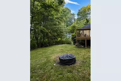 26 Mountain Rd, Roxbury Township, NJ 07852 - Photo 21
