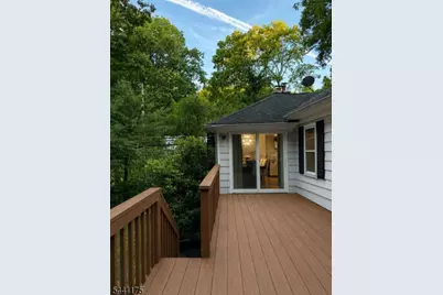 26 Mountain Rd, Roxbury Township, NJ 07852 - Photo 17