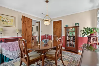28 Saw Mill Rd, Warren Township, NJ 07059 - Photo 15