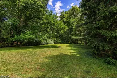 28 Saw Mill Rd, Warren Township, NJ 07059 - Photo 35