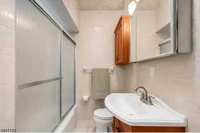 156 Valley Rd, Clifton, NJ 07013 - Photo 19