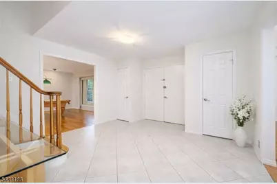 11 Buffalo Run, East Brunswick Township, NJ 08816 - Photo 5