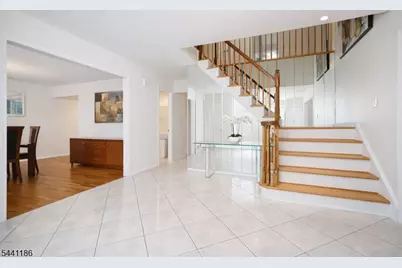 11 Buffalo Run, East Brunswick Township, NJ 08816 - Photo 3