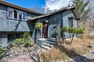 87 Buena Vista Dr, Ringwood, NJ 07456 - Photo 1
