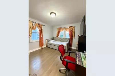 2076 Berwyn St, Union Township, NJ 07083 - Photo 41