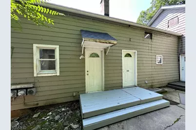 14 W Main St Apt A, Clinton, NJ 08809 - Photo 3